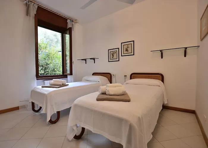 Frader Otto With View Apartament *