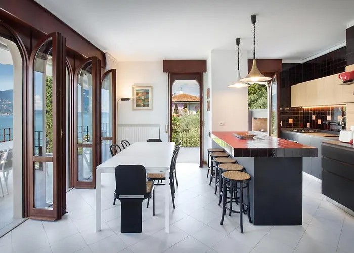 Frader Otto With View * Torri Del Benaco